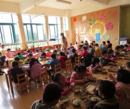 幼兒園配送
